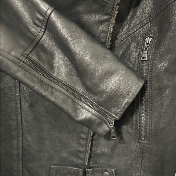Blink (by Danier Leather) Vintage Leather Jacket - Black - Picture 5 of 13